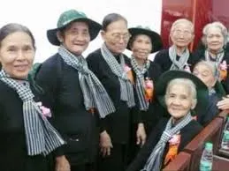 Người mẹ đào hầm