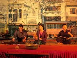 Vui nhất có chợ Đồng Xuân