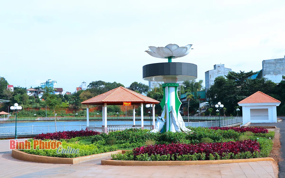 Mùa thu gọi tên em