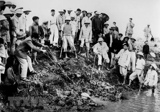 Kỷ niệm ở quê hương