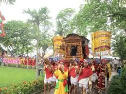 Hoa xoan đêm hội