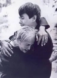 Lòng mẹ hậu phương