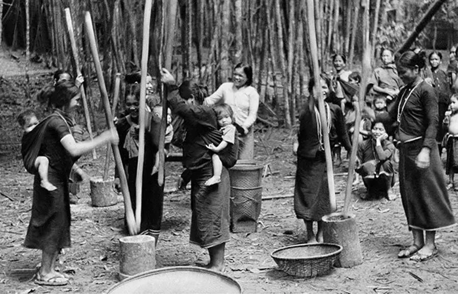 Tiếng chày trên sóc Bom Bo