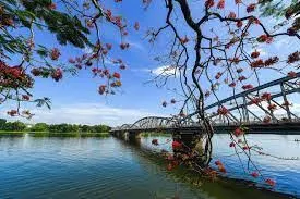 Huế mãi trong tôi