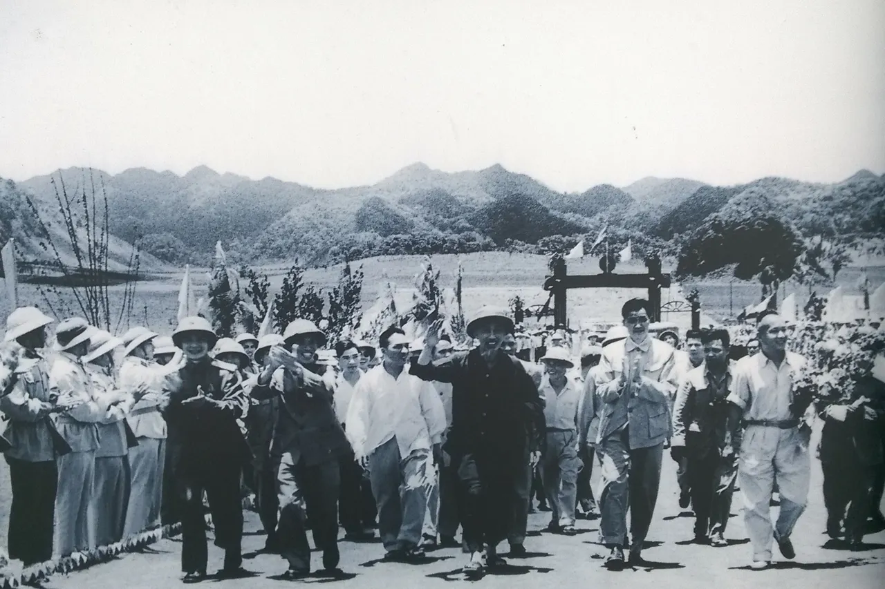 Tuổi xanh Mộc Châu