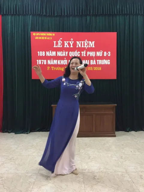 Nghệ sĩ Kim Thoa